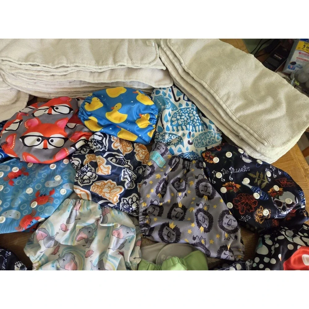 Lot of 24 Assorted AlvaBaby with 48 Absorbing Microfiber Liners